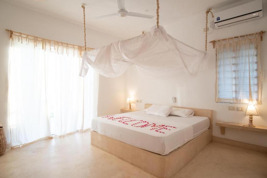 Rafiki Jua Resort Ватаму Екстер'єр фото